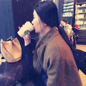 Meet your Posher, Lucy